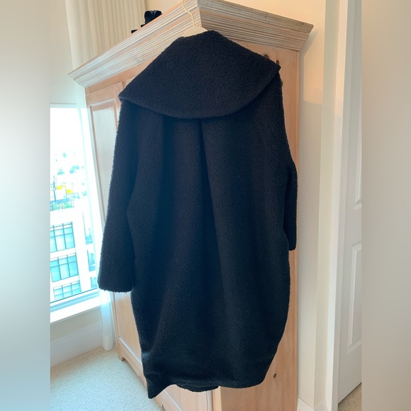 Line the Label Boucle Cocoon Coat - Picture 2 of 7